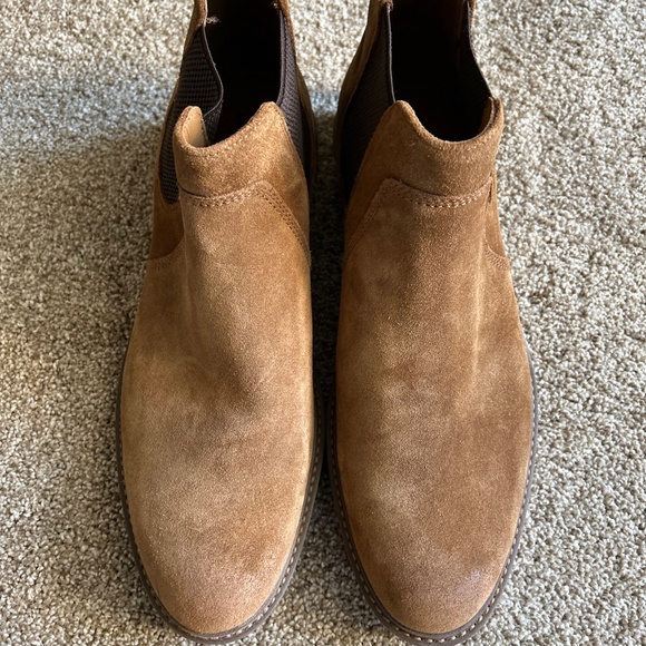 Johnston & Murphy Brown Suede Chelsea Boots - Picture 4 of 6